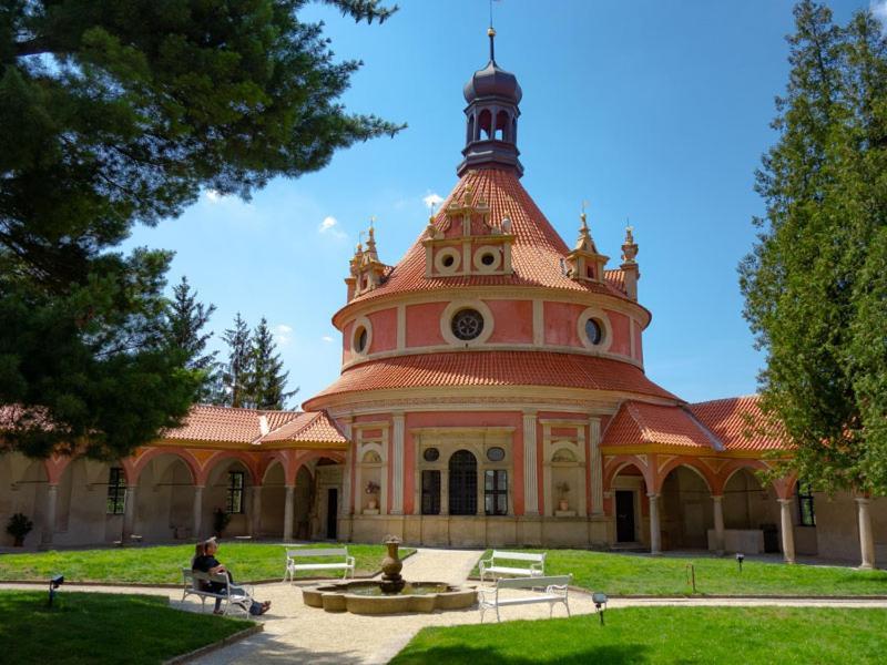 Penzion Samorost Jarosov nad Nezarkou Extérieur photo